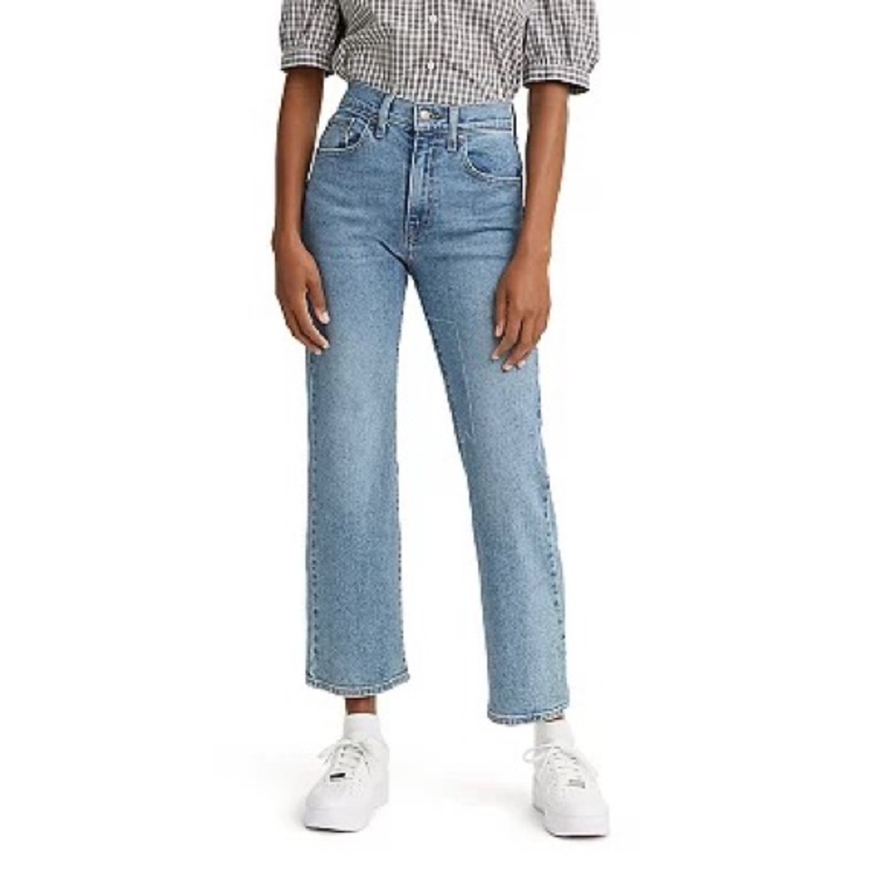 Levi’s High Waisted Crop Flare - size 27